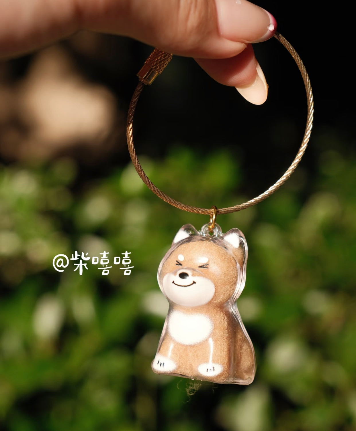 Pet hair collection pendant
